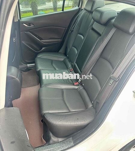 Mazda 3 2017 1.5 AT Sedan - 85000 km