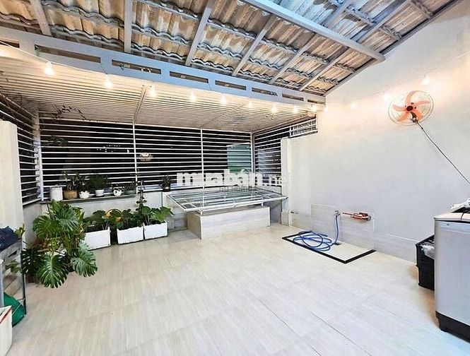 CHO THUÊ NHÀ 4 PHÒNG NGỦ VĨNH HẢI GIÁ 18 TRIỆU/THÁNG