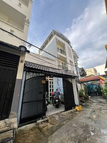 Nhà Cấp 4 Lâm Văn Bền, DT 5x17m