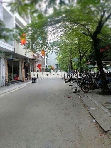 Hiếm! Lô góc bán đảo Hồ Tây – Ô tô tránh – Thang máy xịn – Giá cực tốt