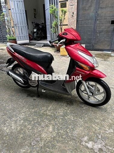 cần bán xe click chính chủ