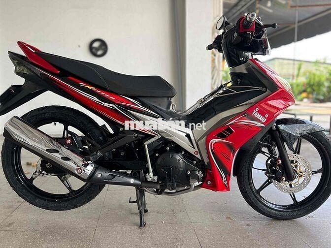 Thanh lý Ẹc 1s9A Ctđ xuống áo . Máy móc bao zin êm