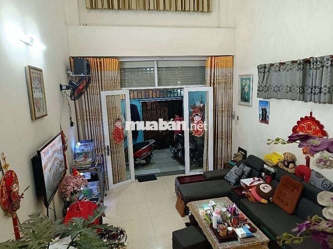 Bán Nhà riêng 4PN,  110m2 Đường Huỳnh Tấn Phát, Nhà Bè, nhỉnh 5 tỷ.