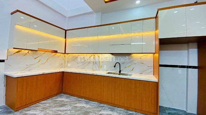 💥ANH CHÍN VỀ QUÊ BÁN NHÀ XÃ BÀ ĐIỂM ĐƯỜNG 10M THÔNG  5 x 16M 3 LẦU 