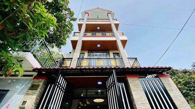 💥ANH CHÍN VỀ QUÊ BÁN NHÀ XÃ BÀ ĐIỂM ĐƯỜNG 10M THÔNG  5 x 16M 3 LẦU 