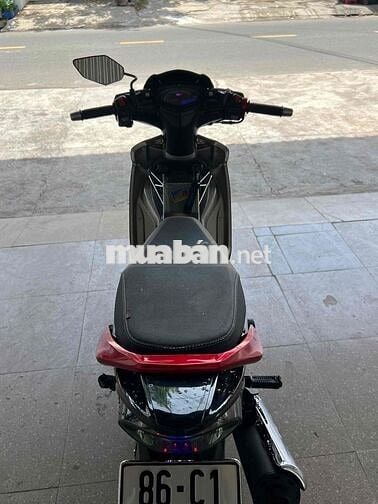 Thanh lý Ẹc 1s9A Ctđ xuống áo . Máy móc bao zin êm