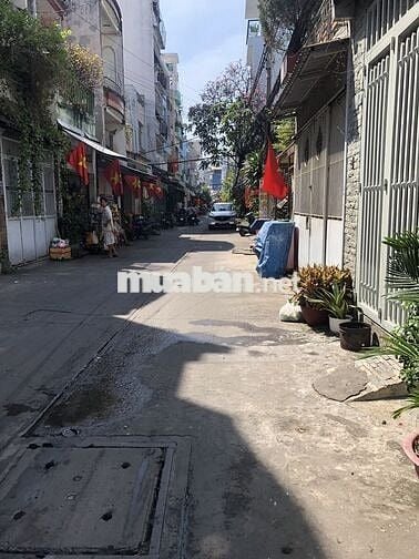 Nhà hẻm xe hơi  quận 11, đường Ông Ich Khiêm, 4 x16 m, 2 tầng,