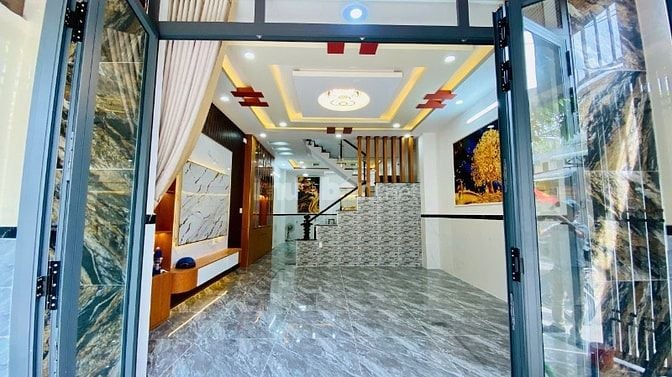 💥ANH CHÍN VỀ QUÊ BÁN NHÀ XÃ BÀ ĐIỂM ĐƯỜNG 10M THÔNG  5 x 16M 3 LẦU 