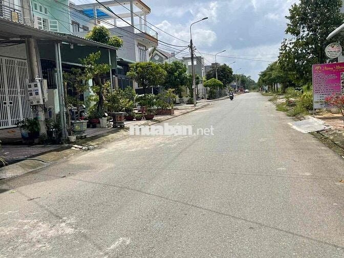 Nhà Phố Liền Kề 1 Trệt 1 Lầu Khu Lanvader Siêu Vip Biên Hoà