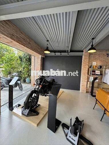 CHÍNH CHỦ Nhà Góc 2MT 394 Võ Văn Kiệt, Quận 1 - TRỆT LẦU, VỈA HÈ RỘNG