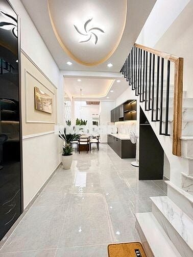 Giáp Q1,ngay Hàng Xanh,Bình Thạnh-60m2 CN nở hậu 5m-3PN-chỉ nhỉnh 6 tỷ