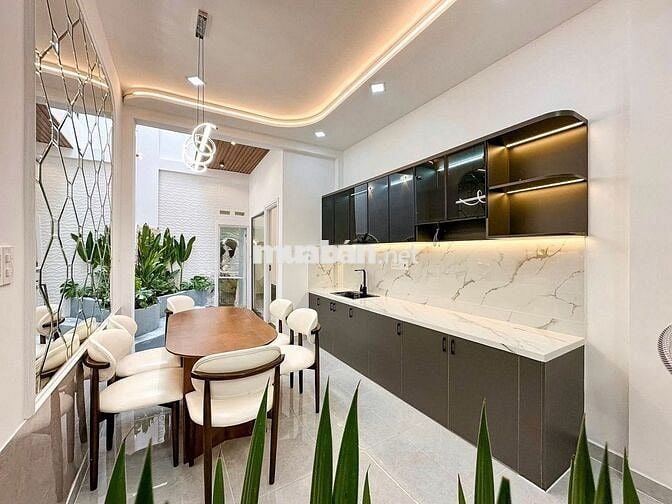 Giáp Q1,ngay Hàng Xanh,Bình Thạnh-60m2 CN nở hậu 5m-3PN-chỉ nhỉnh 6 tỷ