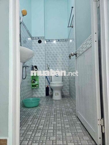 NHÀ ĐẸP 3 TẦNG 4x15 - HẺM XE TẢI - NGUYỄN VĂN QUÁ Q.12