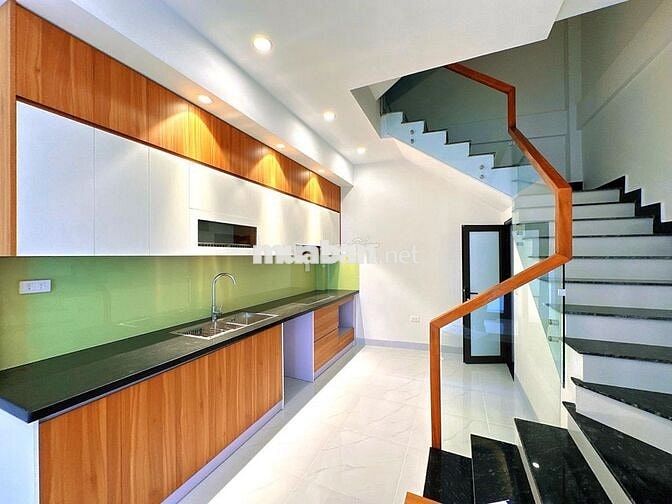 BÁN NHÀ LẠC LONG QUÂN - NHÀ ĐẸP LONG LANH - THIẾT KẾ HIỆN ĐẠI - Ở NGAY