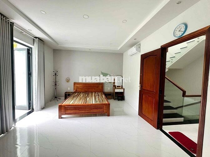 CHO THUÊ NHÀ 4 PHÒNG NGỦ FULL NỘI THẤT PHÍA BẮC NHA TRANG