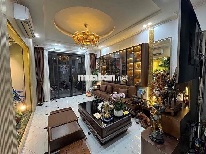 SIÊU PHẨM NHÀ PHỐ TÂN MAI ,THANG MÁY XỊN ,NỘI THẤT NHẬP KHẨU SÁT Ô TÔ