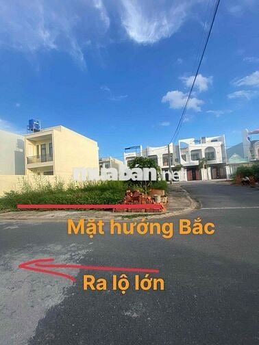 bán lô góc 3 mặt tiền khu dân cư đông đúc sầm uất