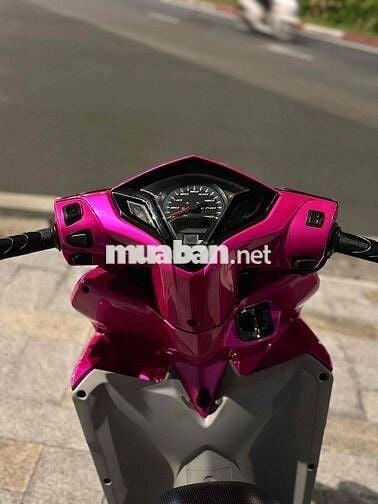Click Đời Đầu Mẫu 3S Tắt Máy