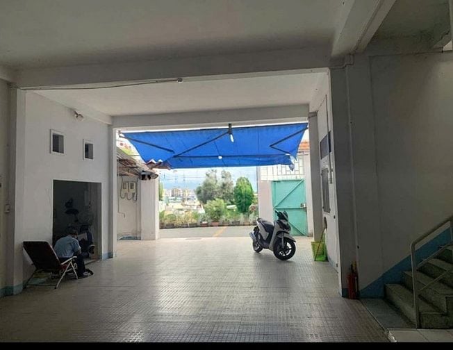 Cần cho thuê xưởng 1500m2 ! Mặt tiền Đông Hưng thuận, Quận 12