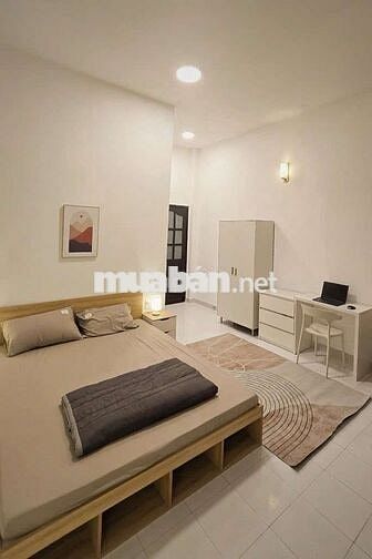 Bán CHDV có sẵn NT cạnh Điện Biên Phủ hxh 3tang 180m2 cách Q1 2p 9ty h