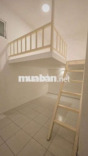 Bán CHDV có sẵn NT cạnh Điện Biên Phủ hxh 3tang 180m2 cách Q1 2p 9ty h