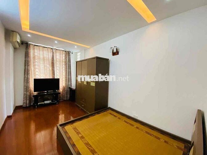 Nhà mặt ngõ 545 vũ tông phan 4 tầng dt sử dụng 165m2