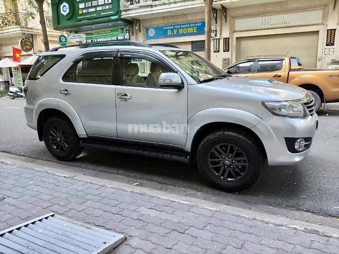 Gia đình bán xe Toyota Fortuner máy diesel SX 2016