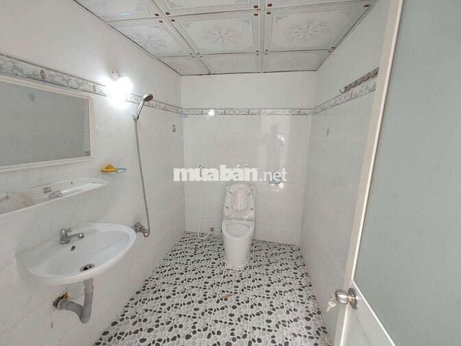 Cần bán nhà 2 tầng gần Khu Công nghiệp Cầu Tràm
