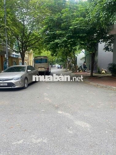 Bán Gấp Nhà 50m2, 13,8 tỷ tại Dương Nội,HĐ, Nhà mới chỉ việc dọn vào ở