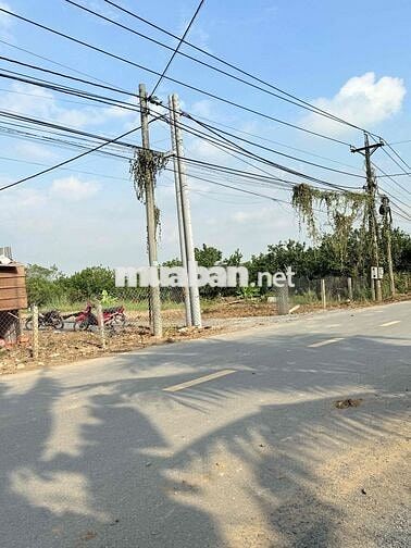 Chính chủ cần bán lô đất ngay Đường Long Chiến, shr full thổ cư