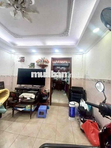 SÁT MẶT TIỀN TRƯỜNG SA - NHÀ 4 TẦNG - 32m2 ĐẤT - CHỈ 5.7 TỶ