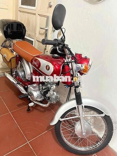 Xe mới mua đu được 242 km cần bán lại