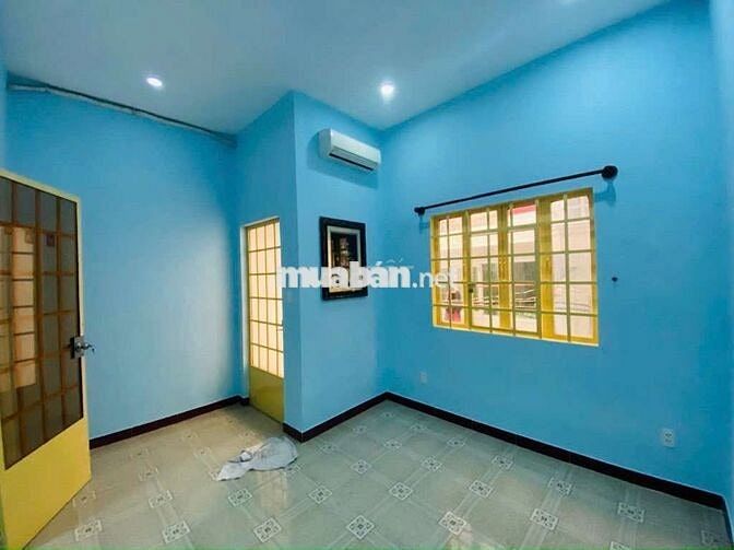 Nhà 3Tầng, PhạmVănHai, TânBình, (4 x 9)m , 4phòng, hẻm3m, Chỉ 5.5Tỷ TL