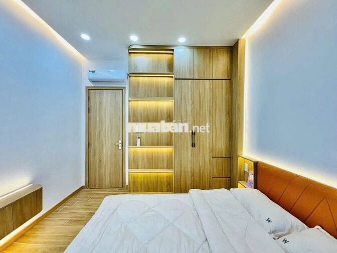 NHÀ MỚI ĐẸP 3 PN(CÓ PN TRỆT) NGAY NGUYỄN VĂN TRỖI PHÚ NHUẬN CHỈ 6 TY