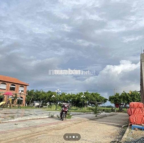 bán đất mặt tiền view sát quán nhậu sông xưa