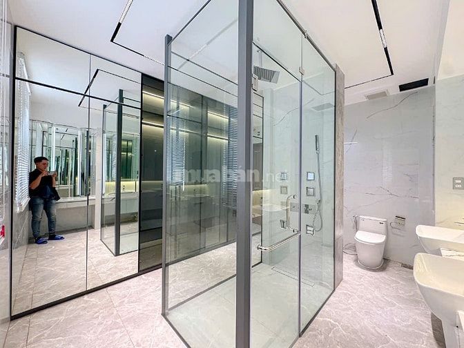 Nhà mới đẹp full nội thất hẻm 502 Huỳnh Tấn Phát, Q7, 4x15.5m, 5 tầng