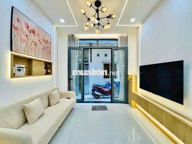 NHÀ MỚI ĐẸP 3 PN(CÓ PN TRỆT) NGAY NGUYỄN VĂN TRỖI PHÚ NHUẬN CHỈ 6 TY