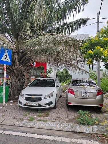 Đất mặt tiền đường D7 rộng 30m ,đối diện chung cư Ricca, P. Phú Hữu