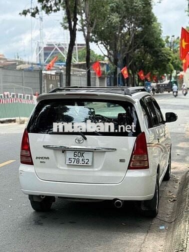 Toyota Innova 2008 J - 150000 km