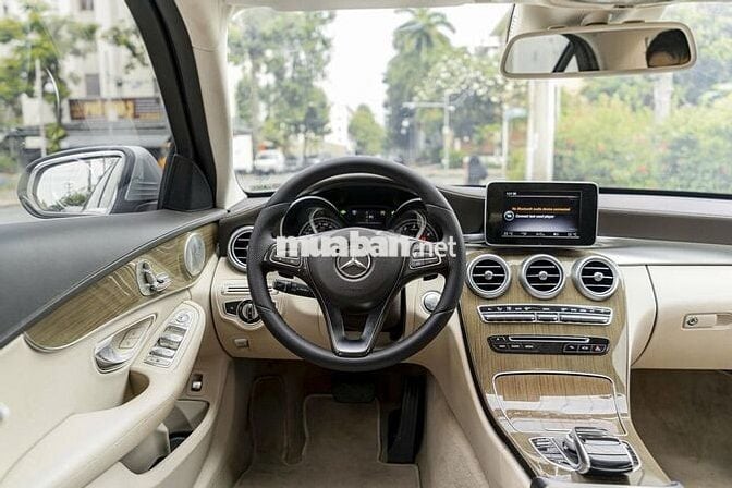 Mercedes Benz C250 Model 2017 Xe cá nhân 1 chủ