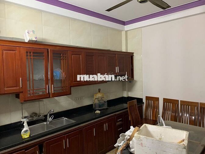 Cho thuê nhà lk văn khê hà đông 50m2 x 5 tầng 6 ngủ full đồ