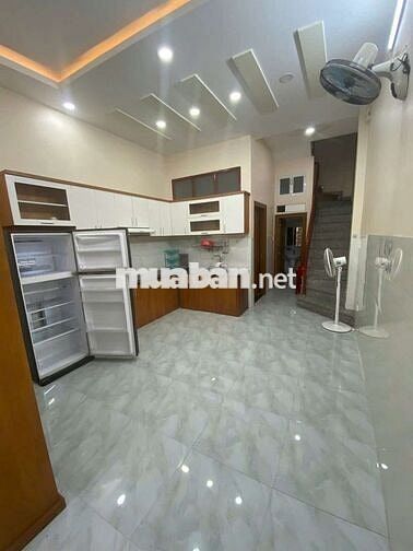Nhà 2Lau 4pn Đường 2 hiệp Bình Phước