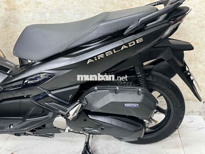 AB 125 mẫu 4val đời 2023 màu đem mù 43C2-117.03