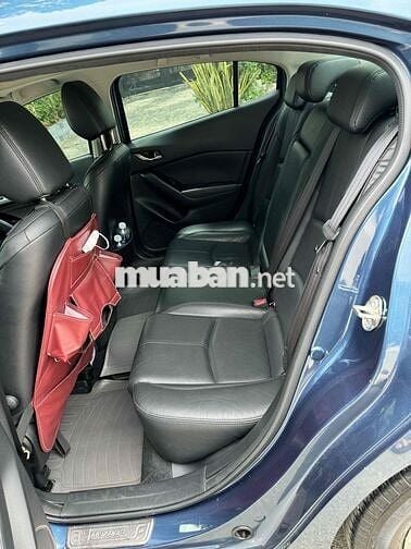 Mazda 3 2018 1.5 AT Sedan - 35000 km