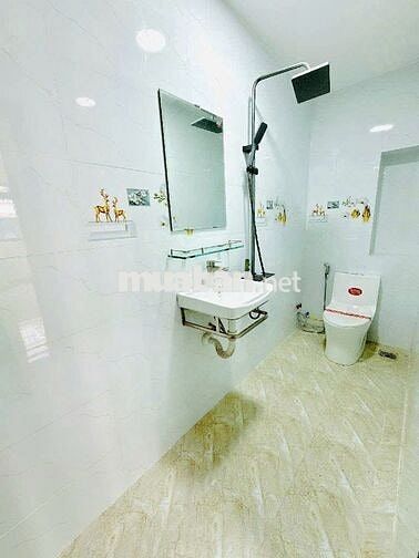 BÁN NHÀ XINH XỊN MỊN_3 TẦNG_2PN_3WC_KHU VỰC P3 Q8_GIÁ CHỈ 4 TỶ NHỈNH