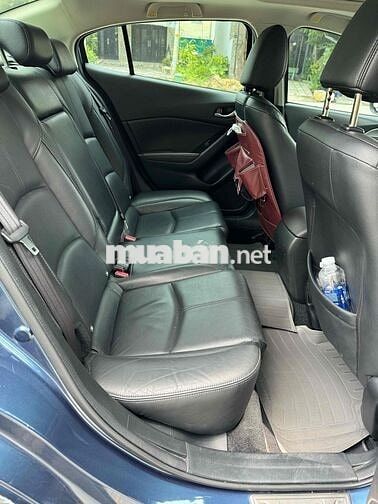 Mazda 3 2018 1.5 AT Sedan - 35000 km