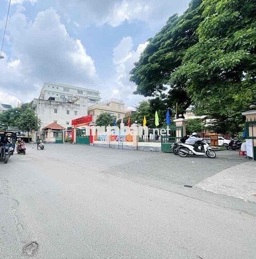 Bán Nhà Thống Nhất - HXH thông- Mặt tiền 6m cực đẹp