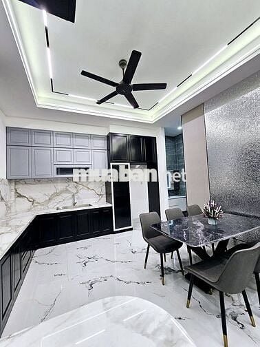 NẮM CHÍNH CHỦ BÁN NHÀ GỐC 3 TẦNG HẺM 86 LÊ BÌNH