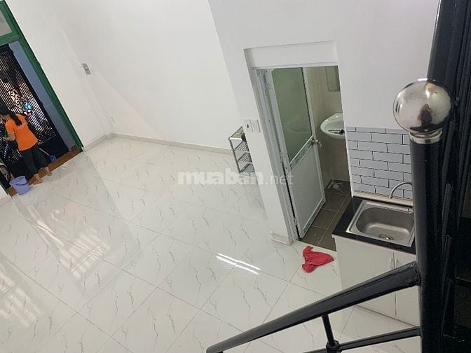 Chính chủ bán nhà hẻm rộng 4*9 Điện Biên Phủ sát Nguyễn Bỉnh Khiêm Q1