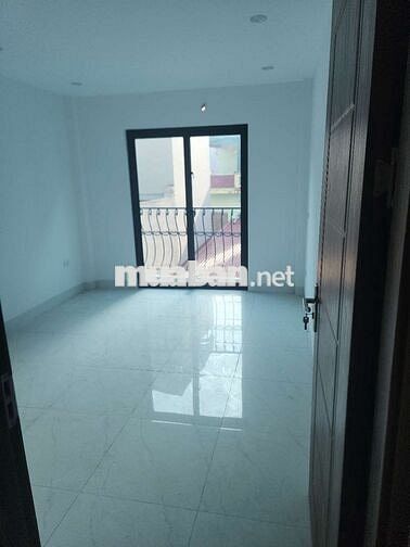 Bán nhà ô tô lùi cửa tại Tây Mỗ 41m2, 4 tầng, đầy đủ tiện ích